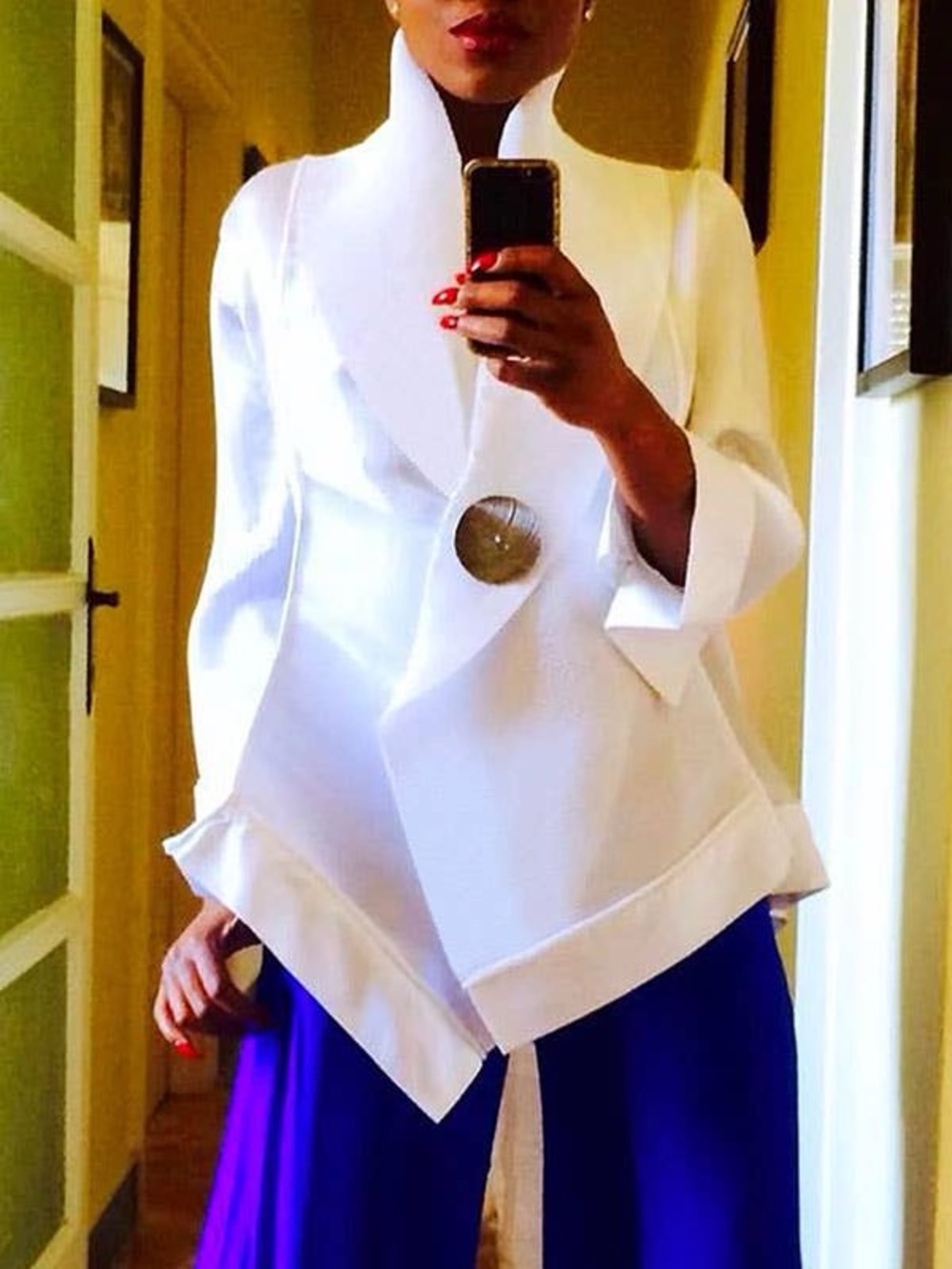 Passion of Essence Statement Tops & Blouses Collection - Picture 4 of 6